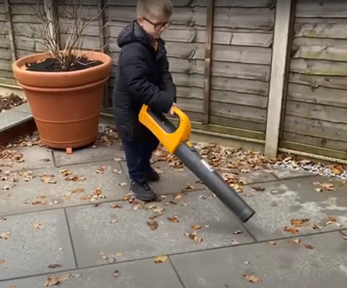 Junior leaf blower from Stiga.